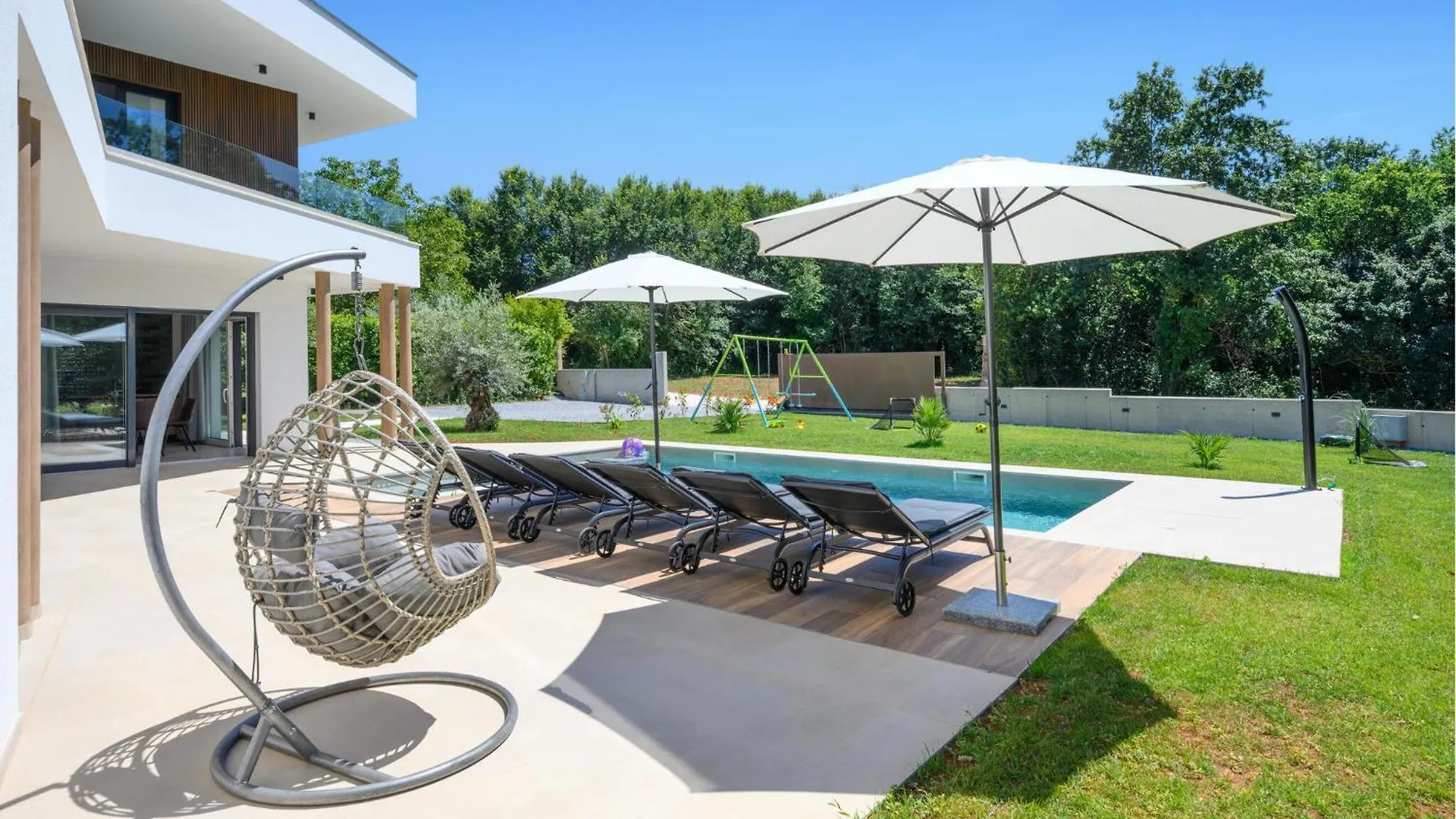 Gorgeous Home In Sisan 0*,