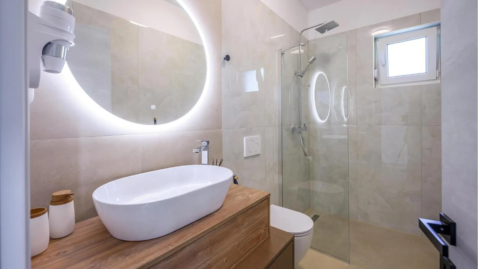 Gorgeous Home In Sisan 0*,  Croatia