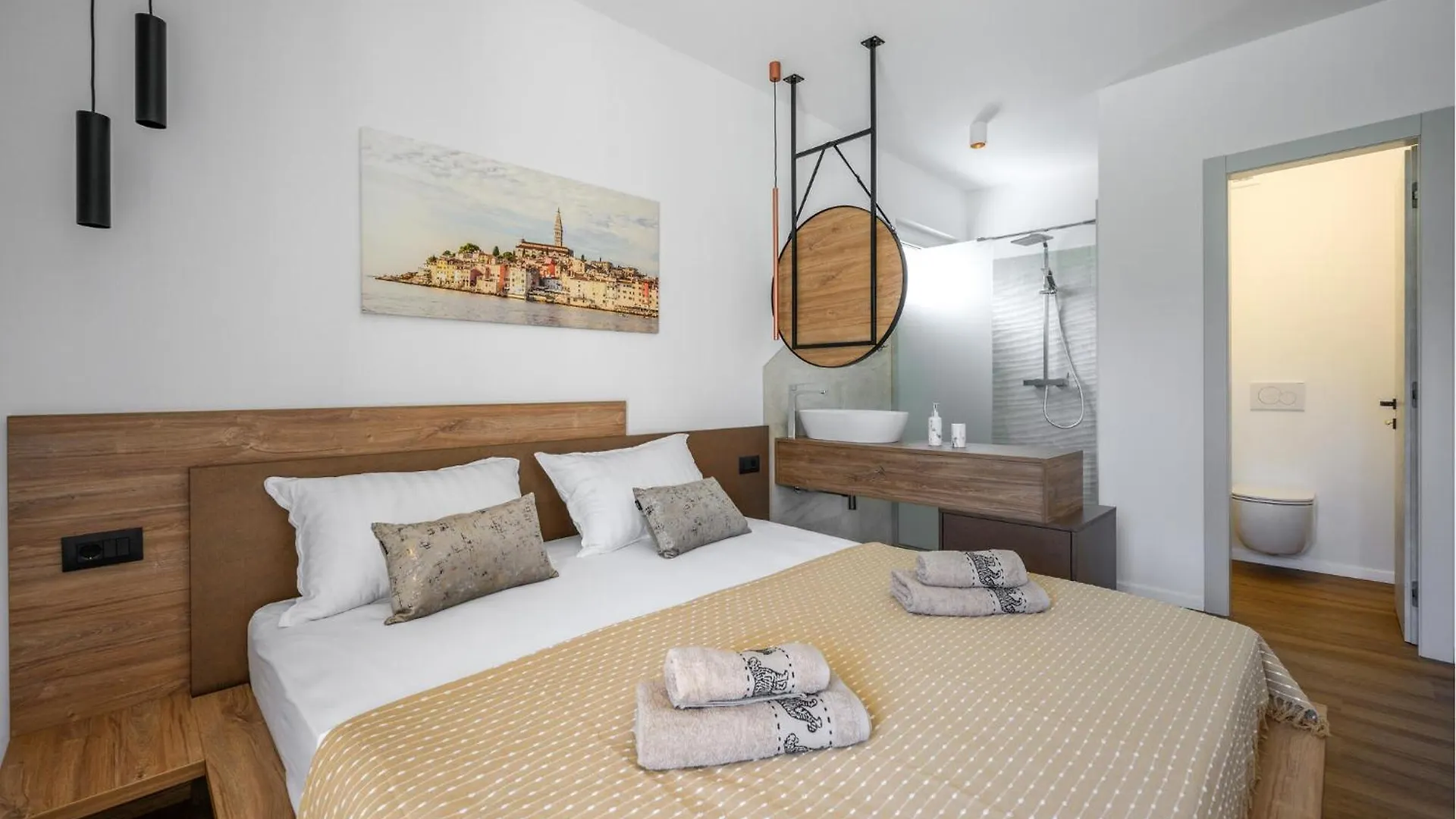 Gorgeous Home In Sisan